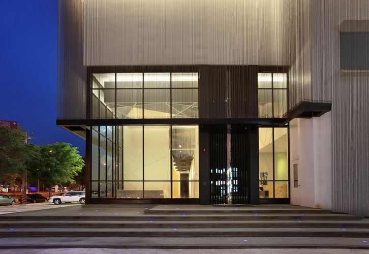 室內設計參考案例:優雅古典、機能簡約風格 280坪實景